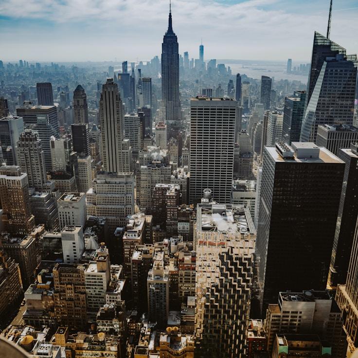 Parents evaluating schools in United Kingdom